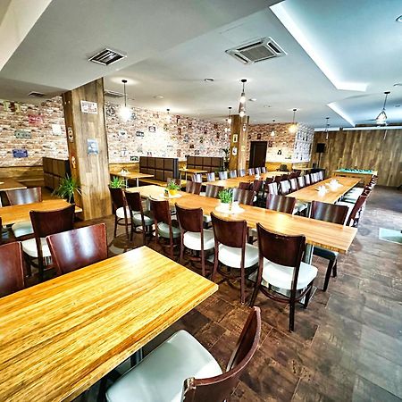Aparthotel Olympland Trutnov Bagian luar foto